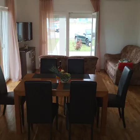 Spacious Family Апартаменты Задар